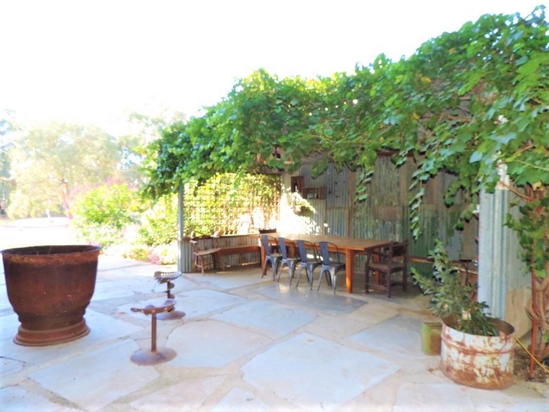 95 Cleaves Road, Wee Wee Rup VIC 3568