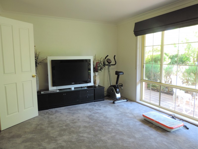 27 Fairway Crescent, Cohuna VIC 3568