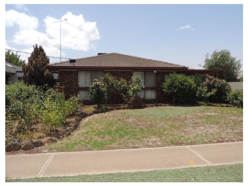 1 Lloyd Street, Kerang VIC 3579