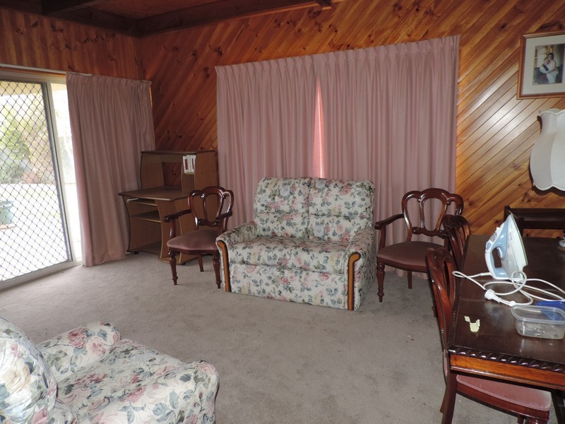 21 FINDLAY AVENUE, Leitchville VIC 3567