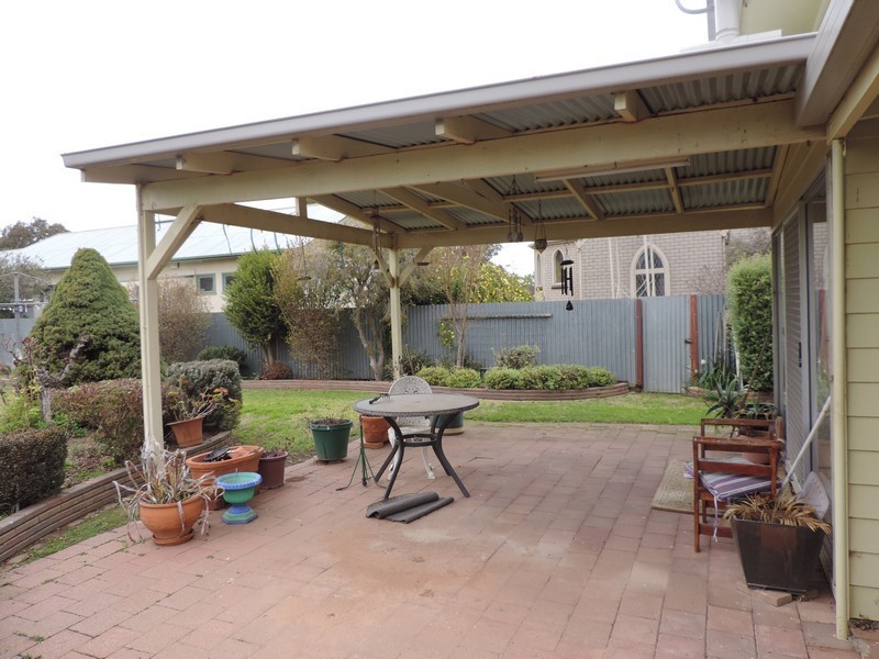 21 FINDLAY AVENUE, Leitchville VIC 3567