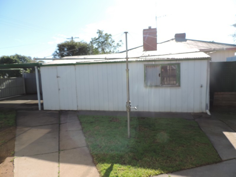 6 LIVINGSTONE STREET, Cohuna VIC 3568