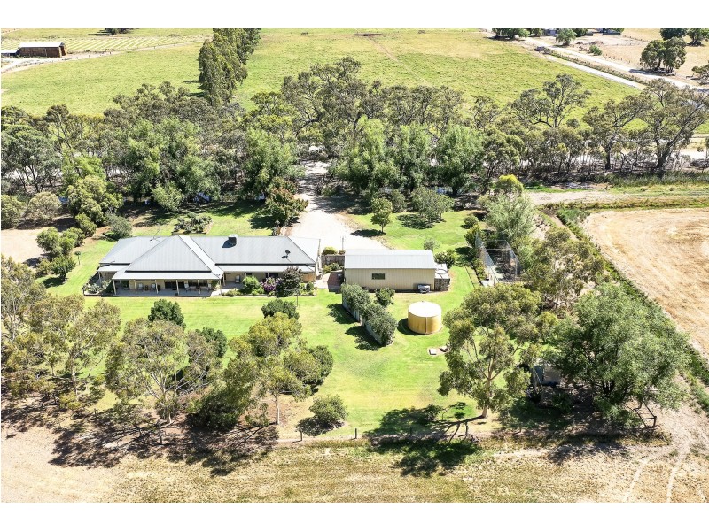 916 Cohuna Island Road, Cohuna VIC 3568