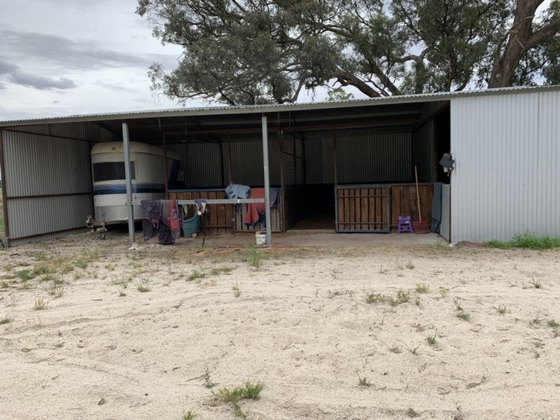 6638 Moulamein Road, Barham NSW 2732