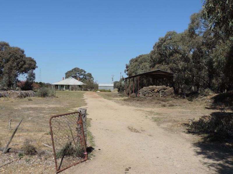 108 Lyons Road, Milnes Bridge VIC 3579