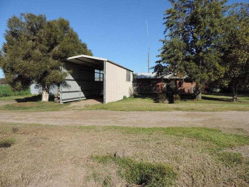 18 Lyons Road, Milnes Bridge VIC 3579