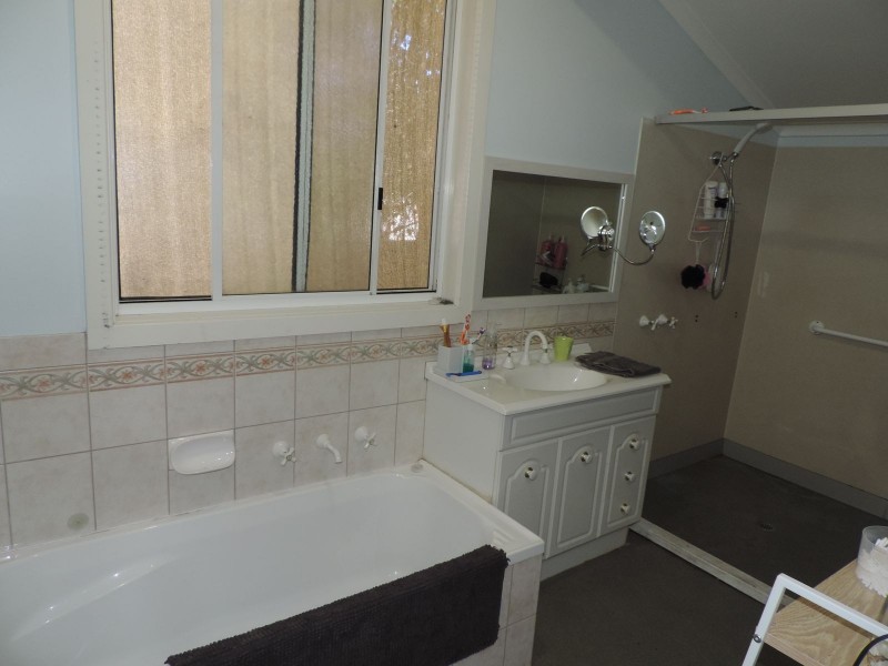 30 SAMPSON STREET, Cohuna VIC 3568