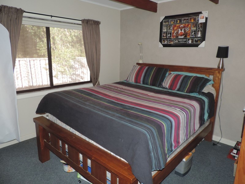 98 Bendigo Road, Kerang VIC 3579