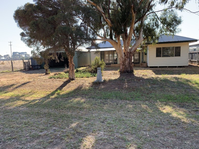 27 Koala Street, Wakool NSW 2710