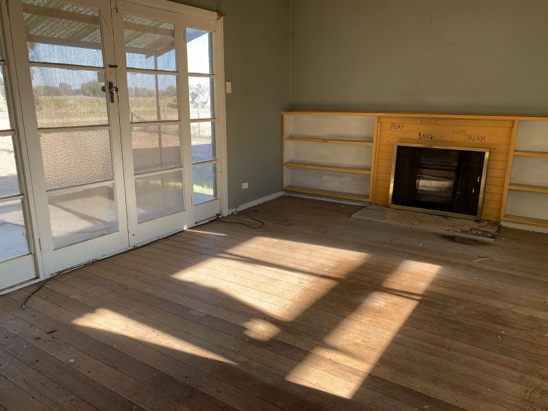 27 Koala Street, Wakool NSW 2710