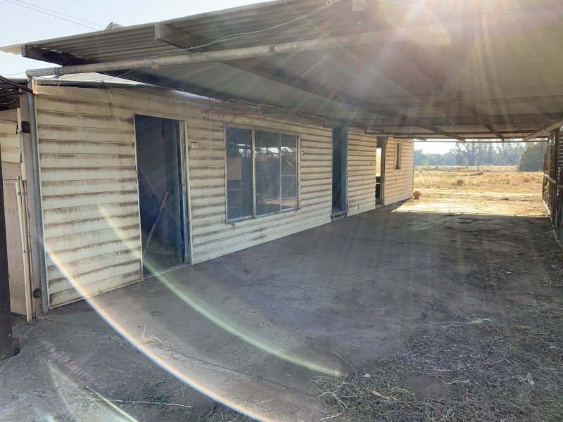 27 Koala Street, Wakool NSW 2710