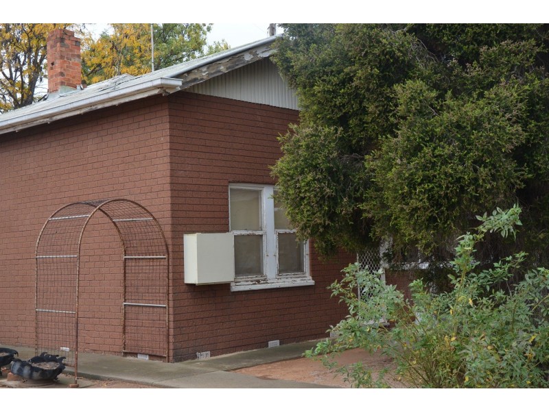 38 Wakool Street, Barham NSW 2732