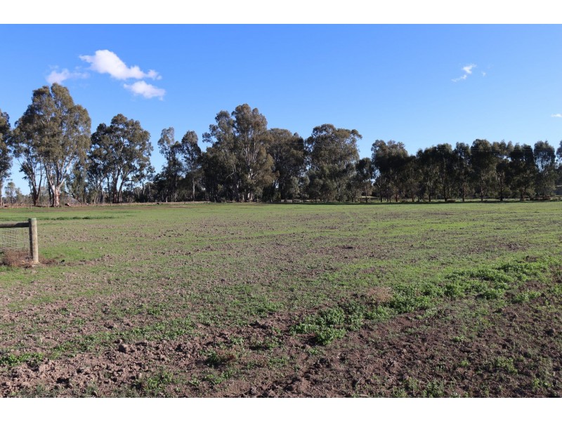 11 Barton Place, Cohuna VIC 3568