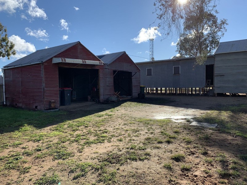 9 Cook Street, Wakool NSW 2710