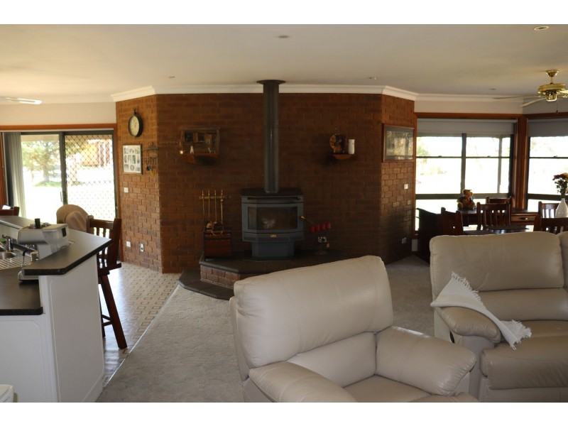 13 McPhail Road, Tragowel VIC 3579