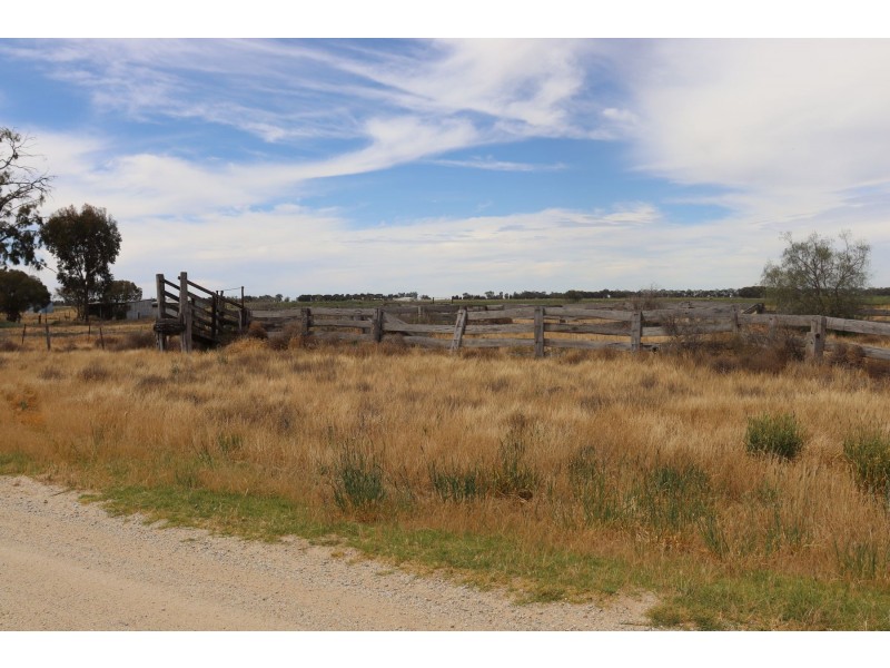 44  Tragowel North Road, Tragowel VIC 3579