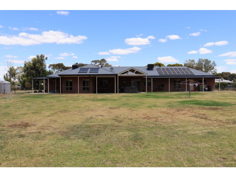 139 East Barham Road, Barham NSW 2732
