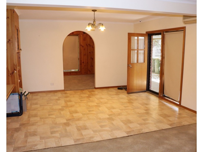 41 Bendigo Road, Kerang VIC 3579