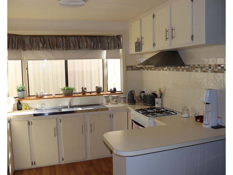 24 Railway Place, Gunbower VIC 3566