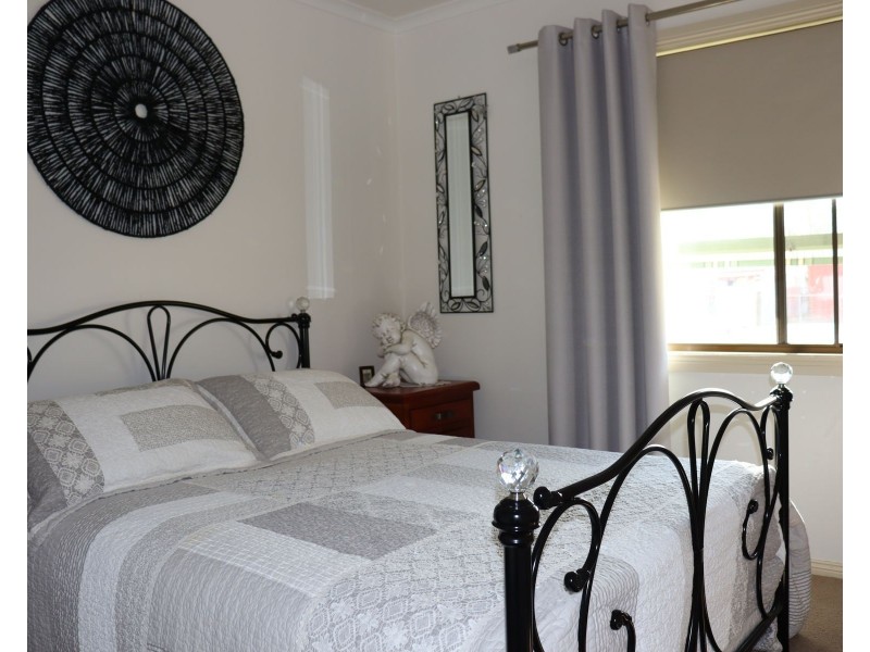 24 Railway Place, Gunbower VIC 3566