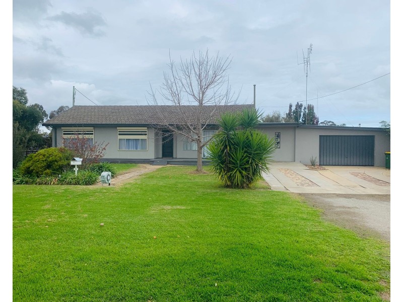 55 Gonn St, Barham NSW 2732