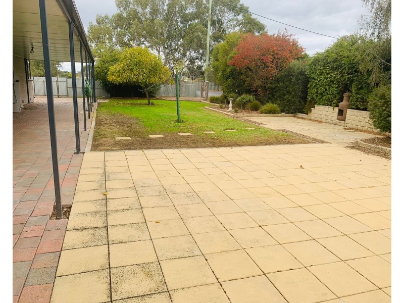 55 Gonn St, Barham NSW 2732