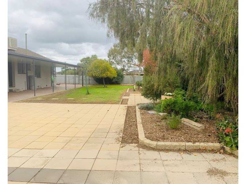 55 Gonn St, Barham NSW 2732