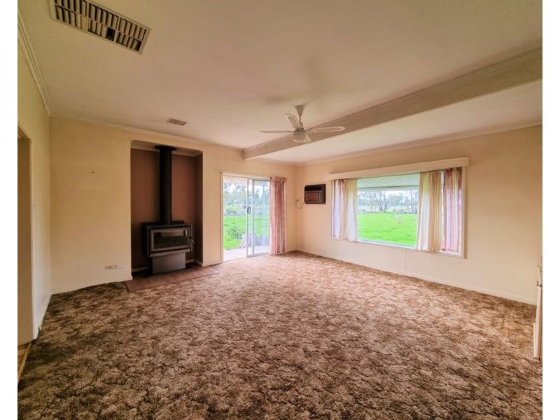 13 Flowerday Lane, Murrabit West VIC 3579