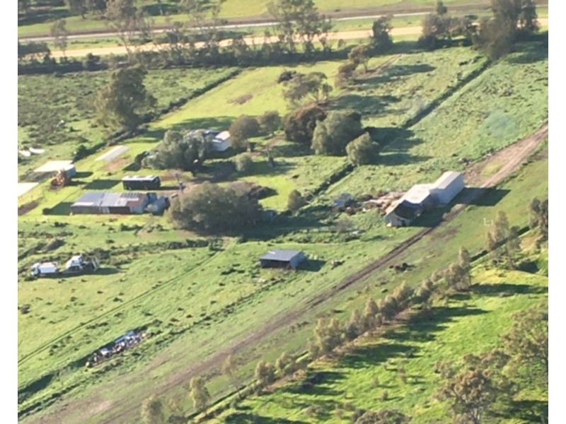 13 Flowerday Lane, Murrabit West VIC 3579