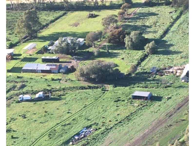 13 Flowerday Lane, Murrabit West VIC 3579