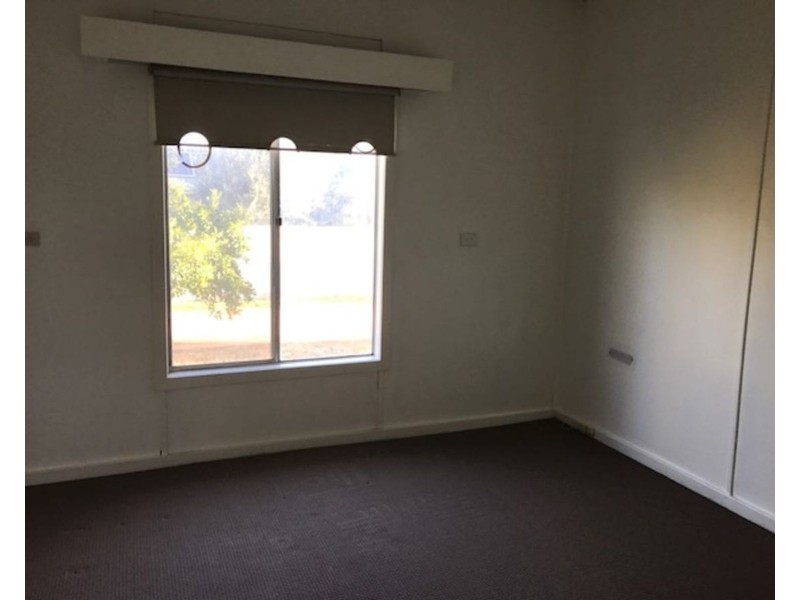 28 Brougham Street, Moulamein NSW 2733