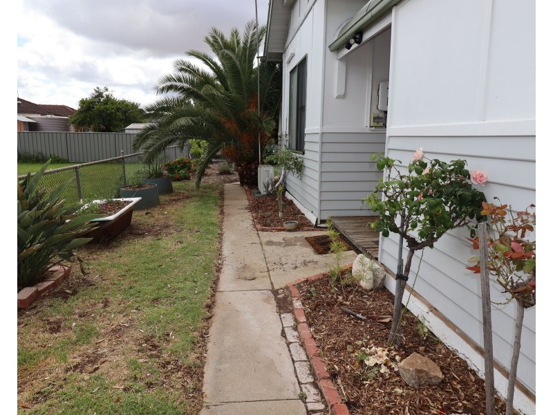 37 King Albert Avenue, Leitchville VIC 3567