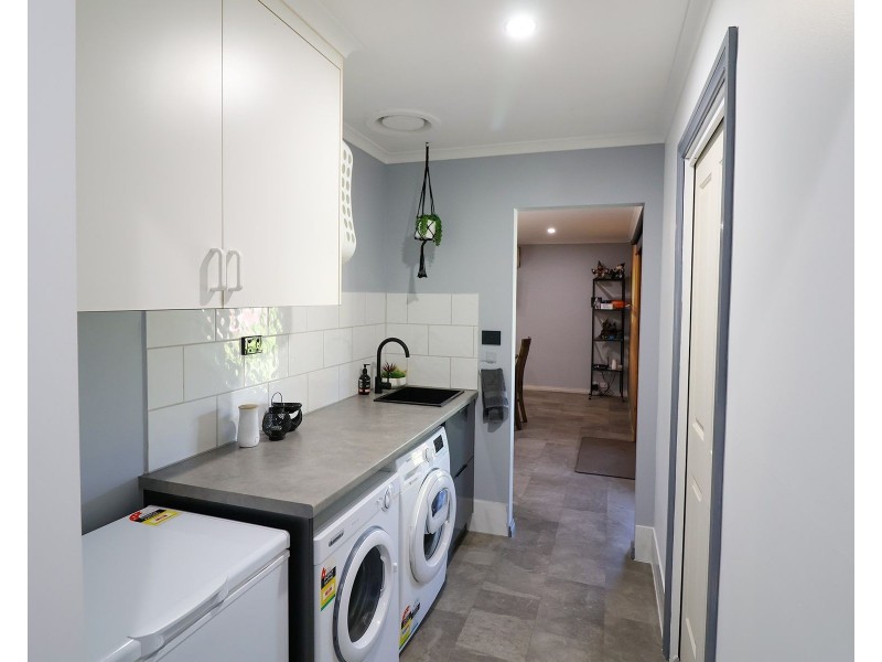 24 Railway Avenue, Leitchville VIC 3567