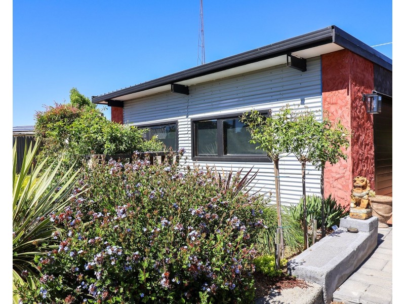 24 Railway Avenue, Leitchville VIC 3567