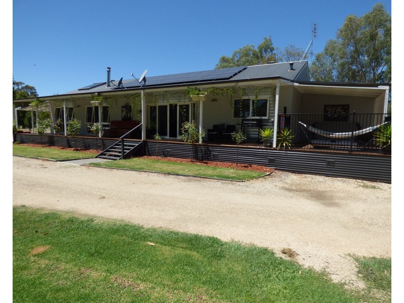135 Glenview Road, Barham NSW 2732
