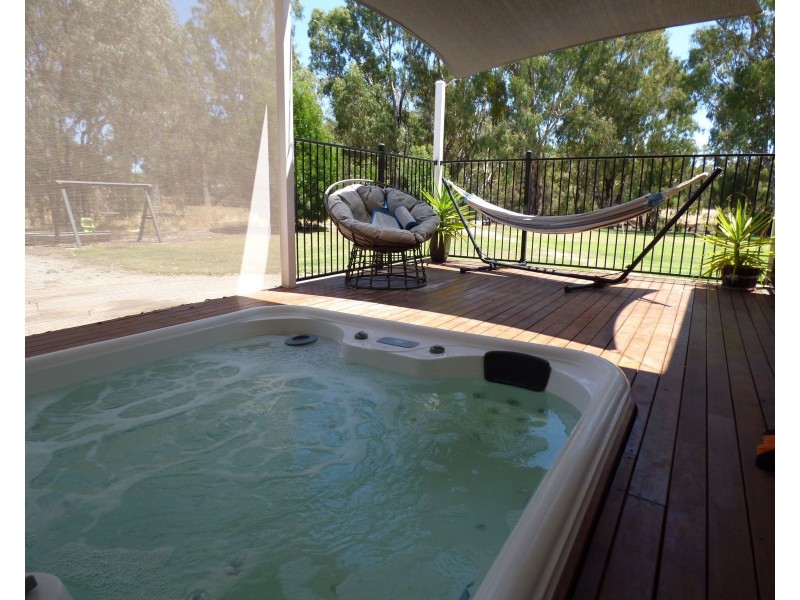 135 Glenview Road, Barham NSW 2732
