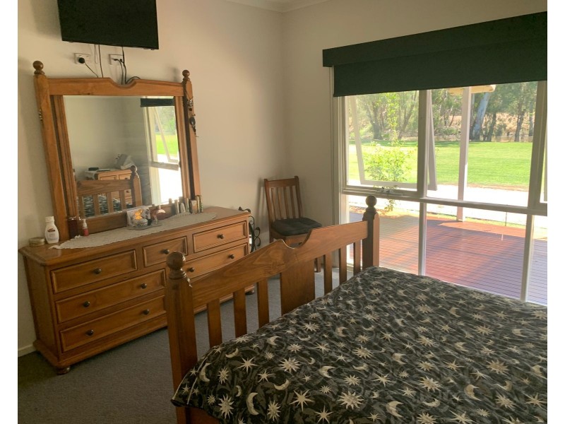 135 Glenview Road, Barham NSW 2732