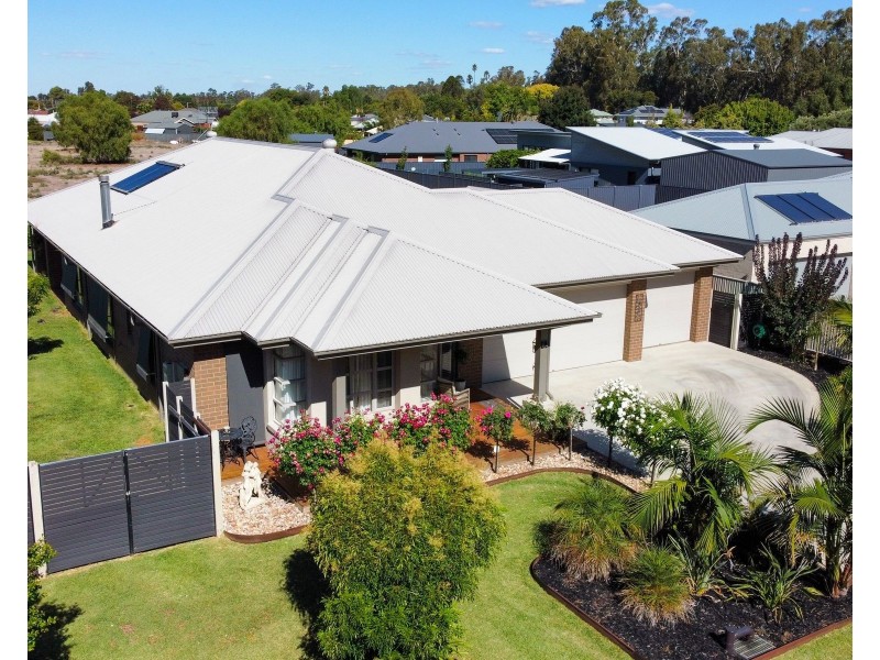 42 Teddys Lane, Barham NSW 2732
