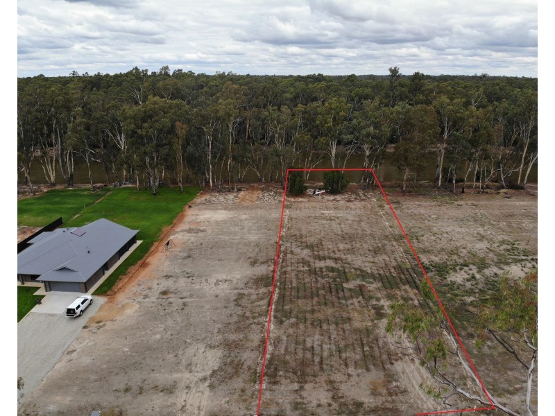 56 Riverview Drive, Barham NSW 2732