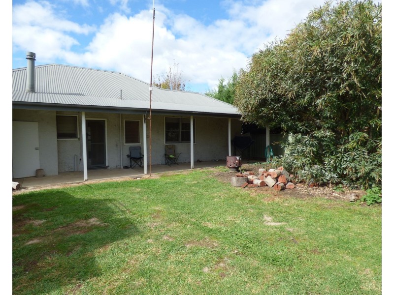 8 Forest Street, Barham NSW 2732