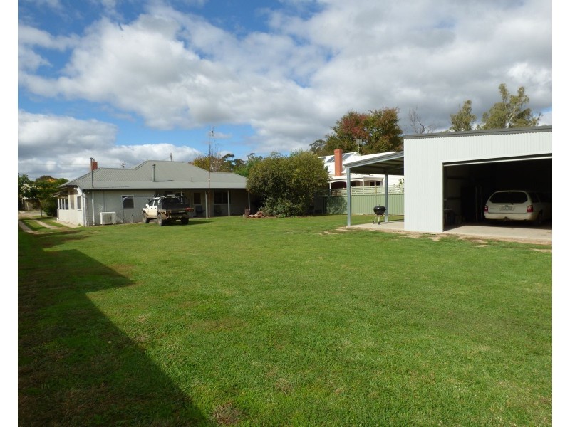 8 Forest Street, Barham NSW 2732