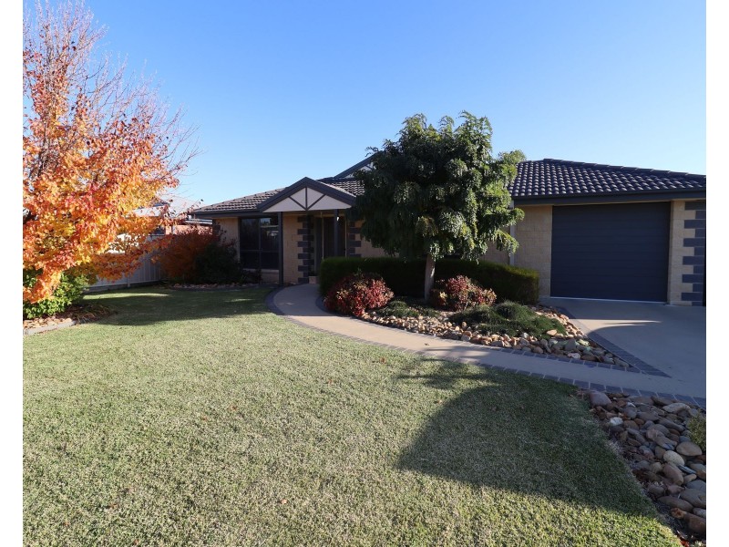 13 Railway Avenue, Cohuna VIC 3568