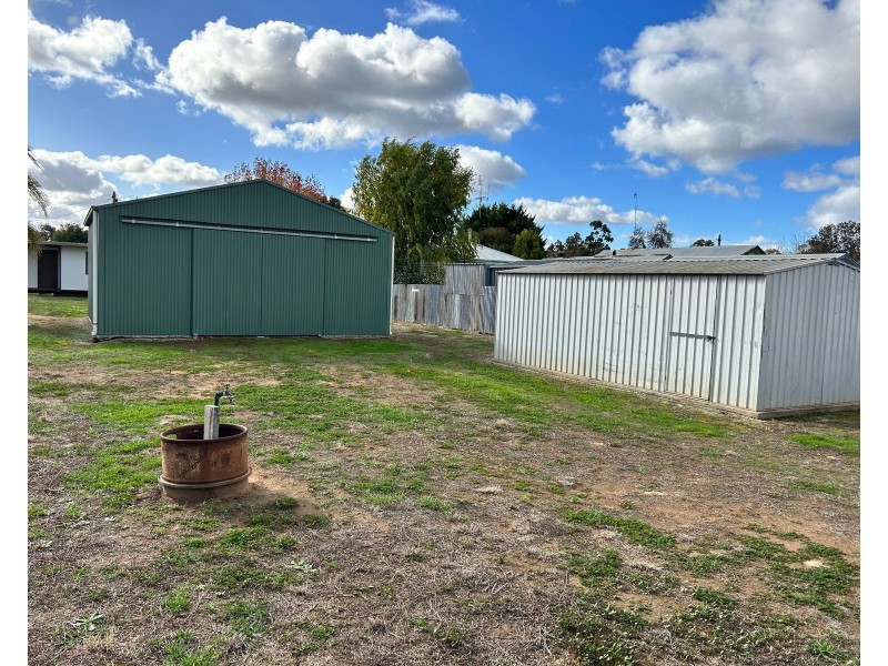 18 Station Street, Koondrook VIC 3580