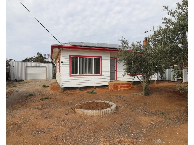 20 Albert Street, Pyramid Hill VIC 3575