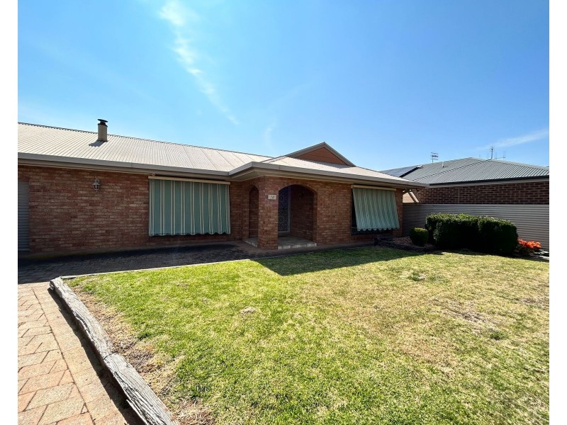 10 Linton Park Drive, Barham NSW 2732