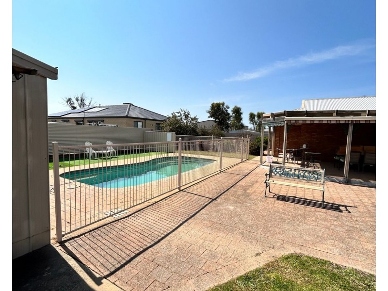 10 Linton Park Drive, Barham NSW 2732