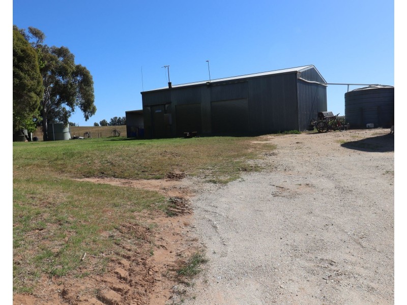 30 Catanese Road, Gunbower VIC 3566