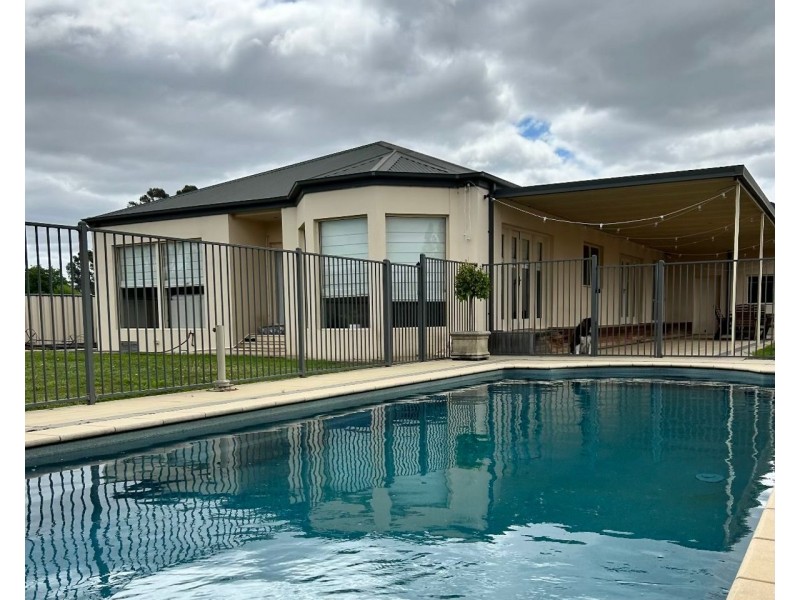 22 Thompson Street, Koondrook VIC 3580