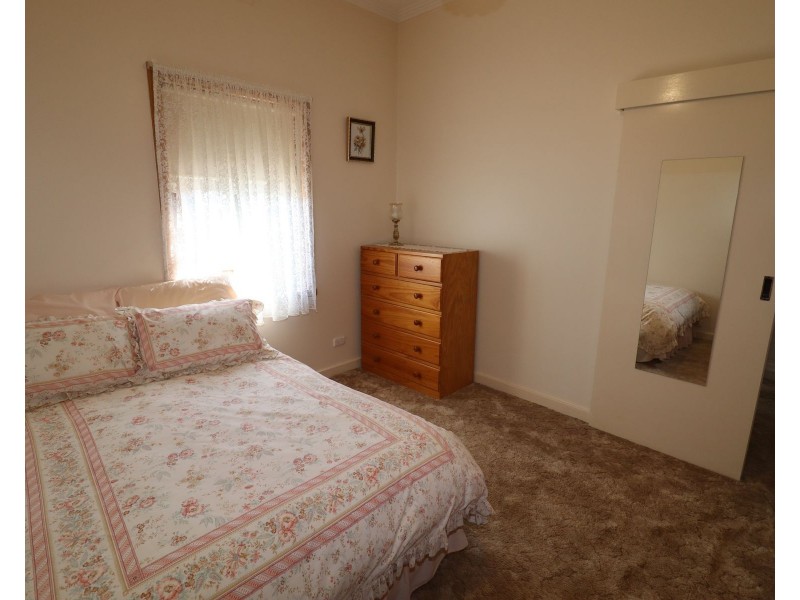 4 Station Street, Leitchville VIC 3567