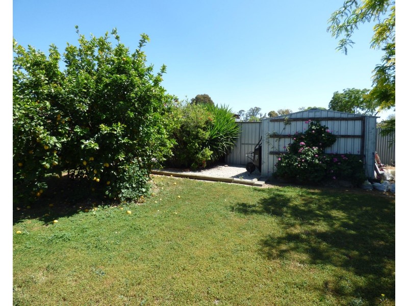 33 Penglase Street, Koondrook VIC 3580